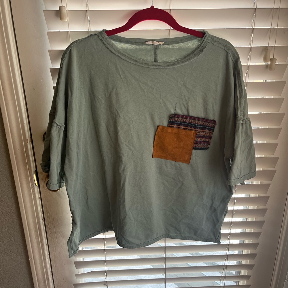 Easel Green Boxy Relaxed T-Shirt